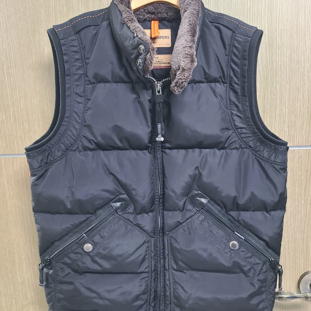 파라점퍼스 블랙 패딩 조끼