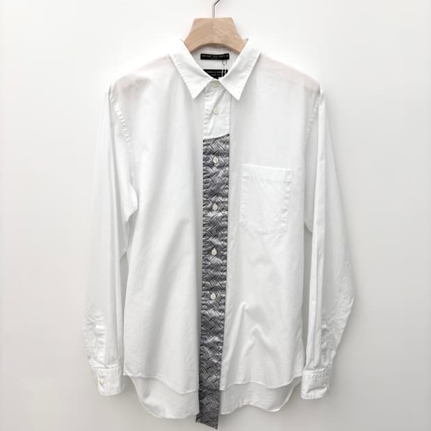 LINE DETAIL SHIRT