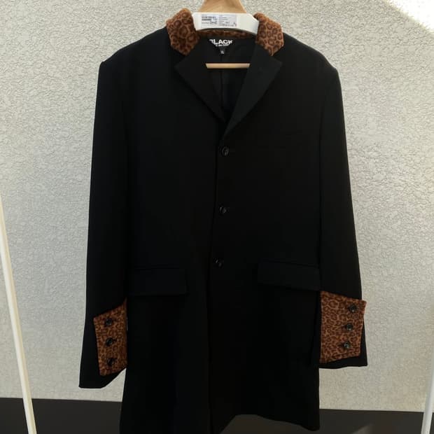 꼼데가르송 블랙 레오파드 코트