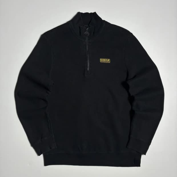바버 barbour 인터내셔널 에센셜 하프집업 맨투맨 R3317