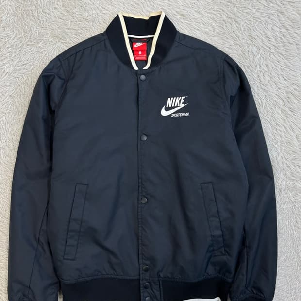 나이키 봄버 자켓/#235