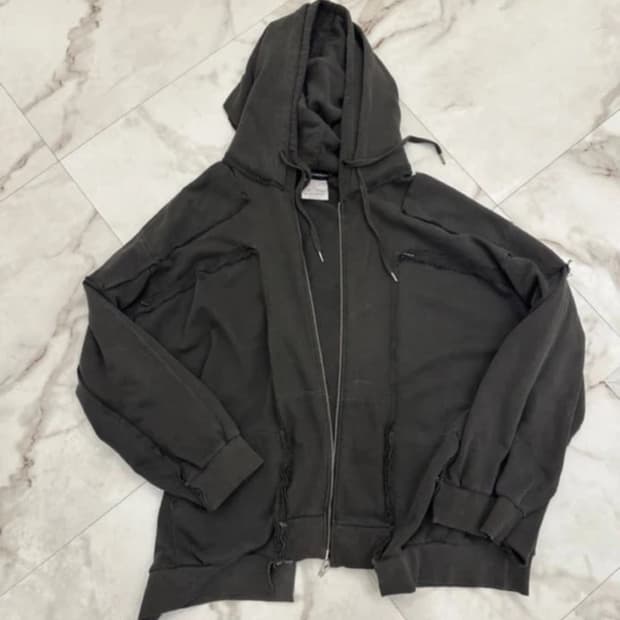 써저리 후드짚업 팔아요