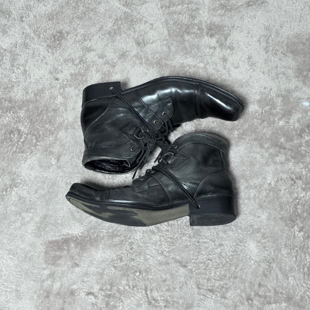 Whoop de doo Lace-through boots