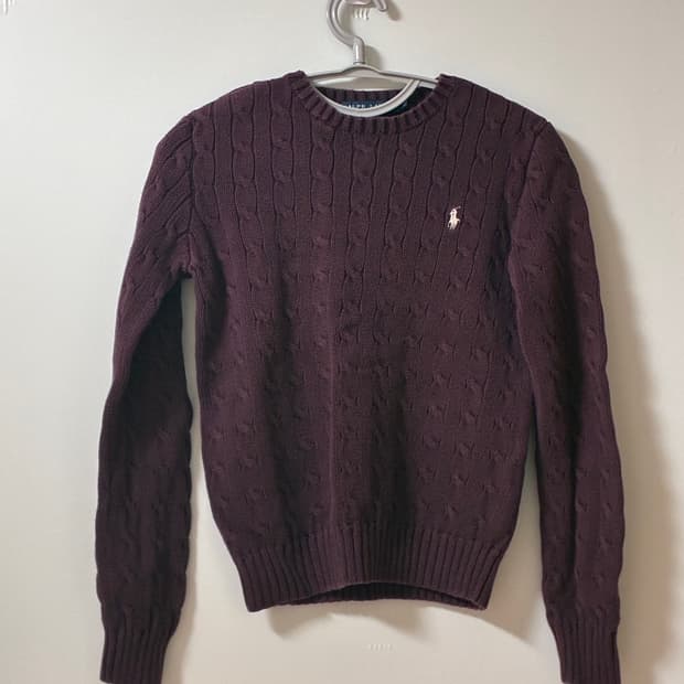 폴로 꽈베기 니트 