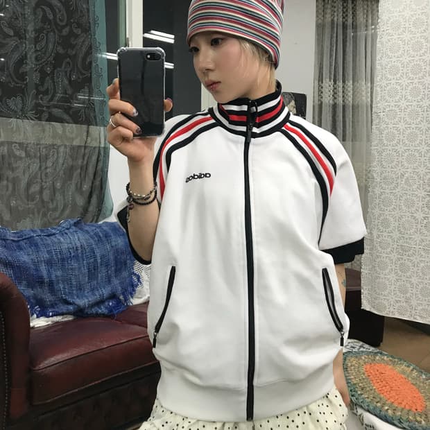 아디다스 여성 반팔 저지 집업 (Z1050)