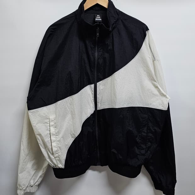 언더아머 우븐 바람막이 자켓 L