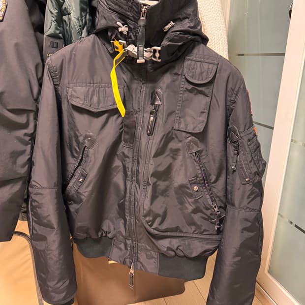 파라점퍼스 고비 패딩 M사이즈