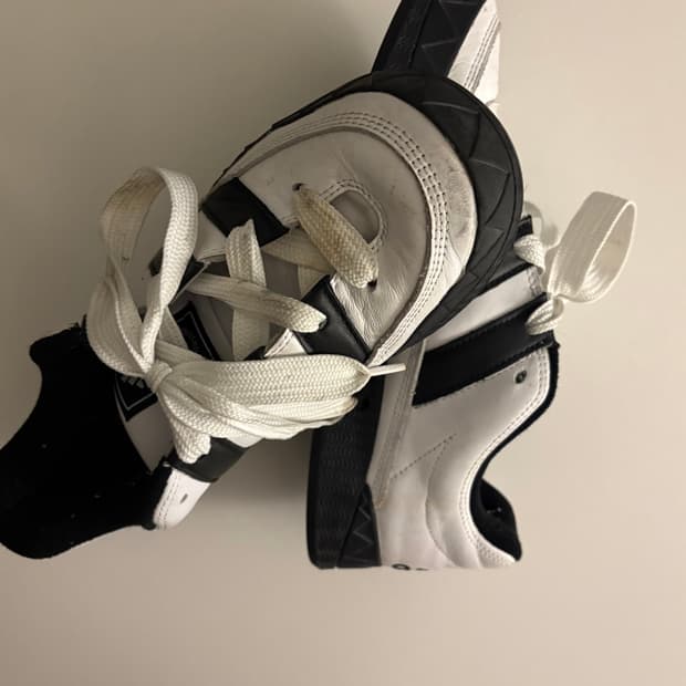 아디다스 x 아트모스 아디매틱 화이트 블랙