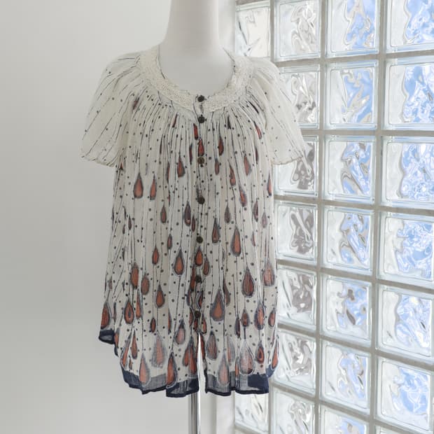 Bohemian frill blouse