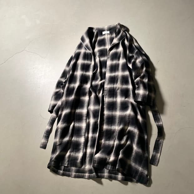 원더랜드 Belted Check Gown Coat