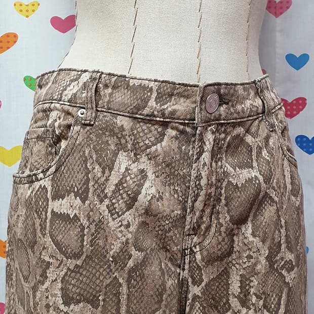 H&M 사파리 뱀피무늬 스네이크 파이톤 패턴 와이드 일자 스트레이트 바지