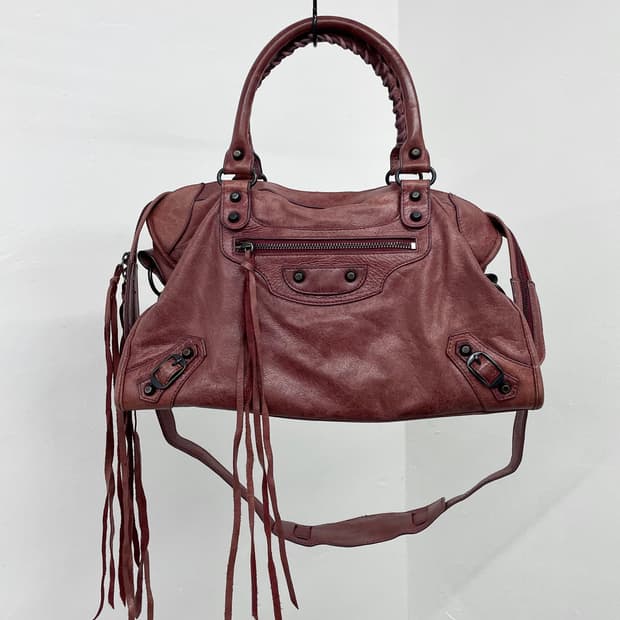 발렌시아가 00s 르시티 모터백