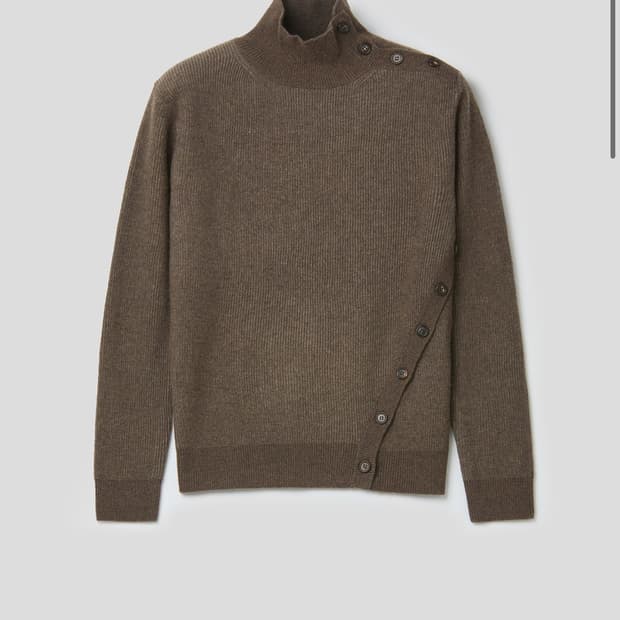 [EXCL] OBLIQUE TURTLENECK (BROWN)