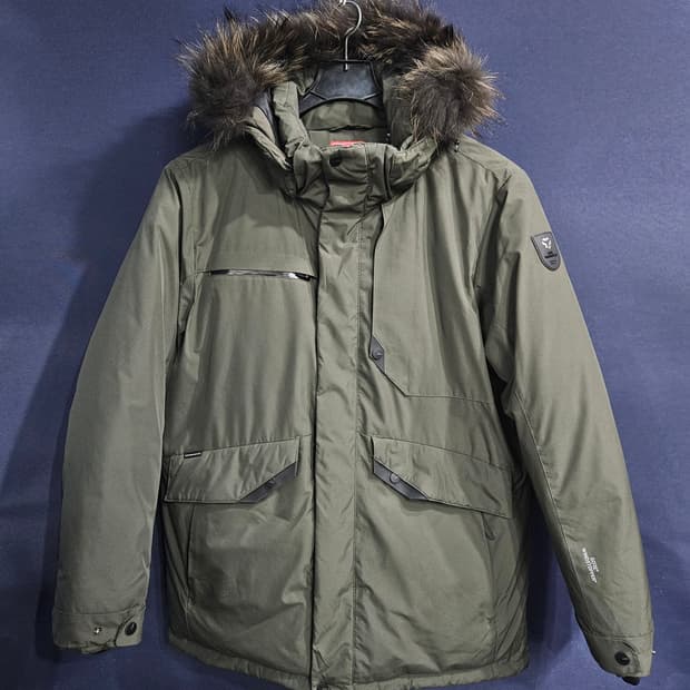 고어 윈드스토퍼 다크카키컬러 남성 100 구스다운 패딩 