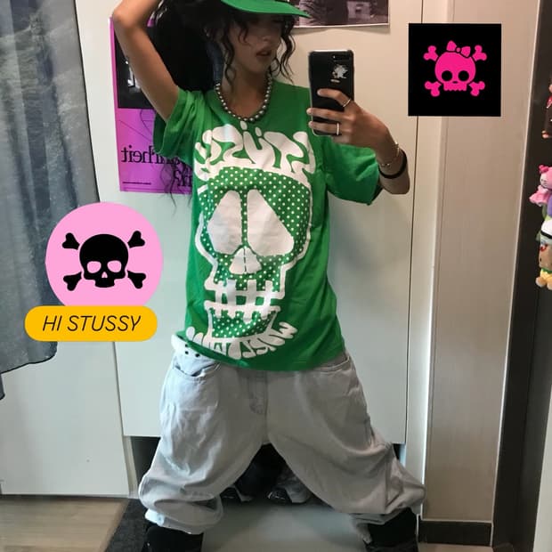 < Stussy Big Dots Skull !!! Printing T-S