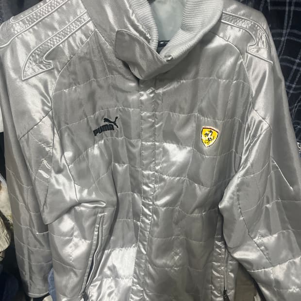 푸마 실버 자켓