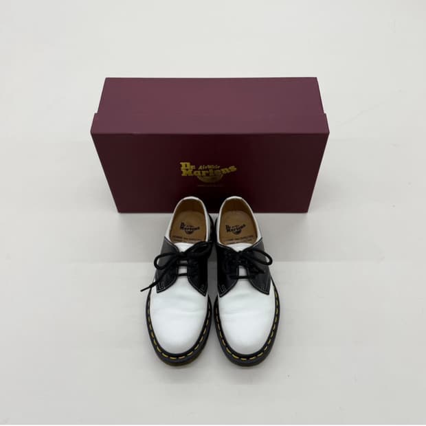 꼼데가르송 x 닥터마틴 3홀 더비