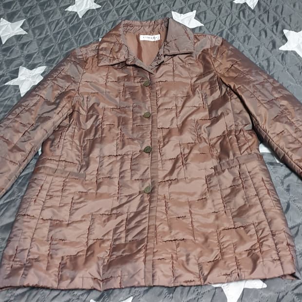 CORDIA 컬렉션 스티치 패디드 자켓 (F)