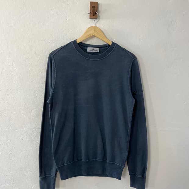 스톤아일랜드 롱슬리브 맨투맨 