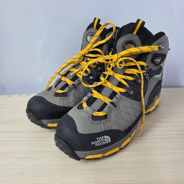 250/ 노스페이스 등산화 운동화 고어텍스