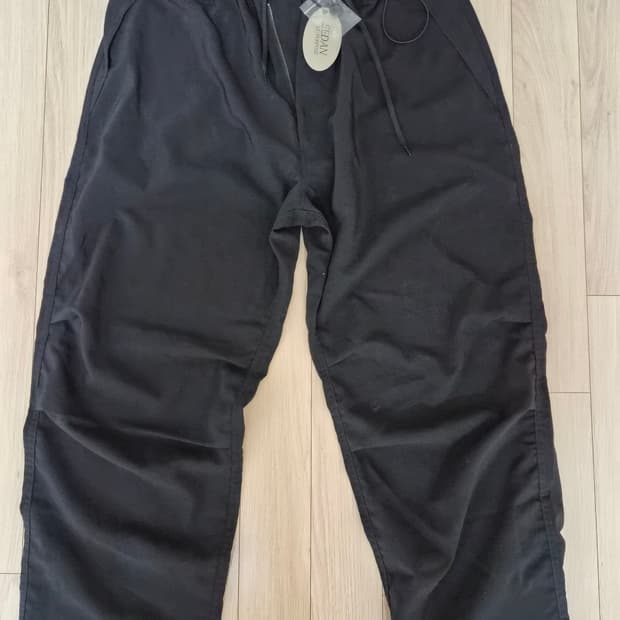 sedan all purpose 파라슈트 팬츠