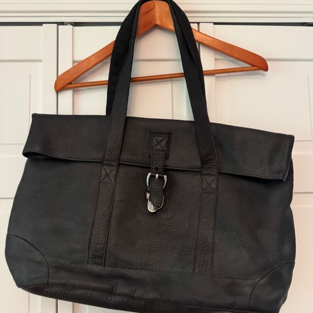 L.L.bean 엘엘빈 하드웨어 폴딩 레더 백 블랙