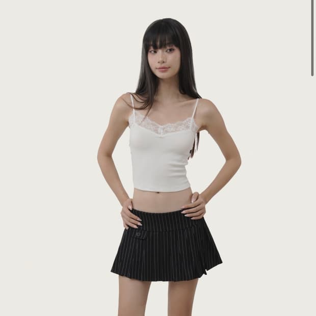 새상품 클리시어 크림도넛 슬리브리스 