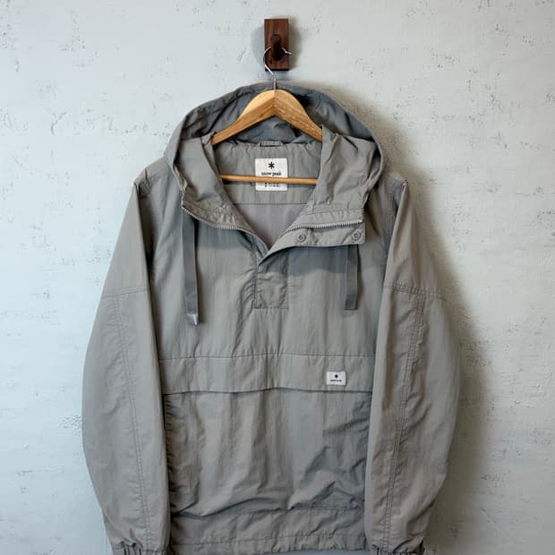 스노우피크 캠플 아노락 반집업 바람막이