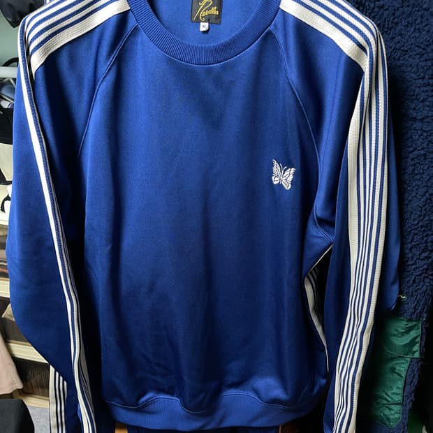 니들스 맨투맨 상의 로얄블루 m 사이즈