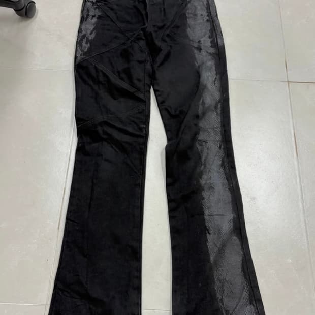 Tonado Mart Boots python cut jean