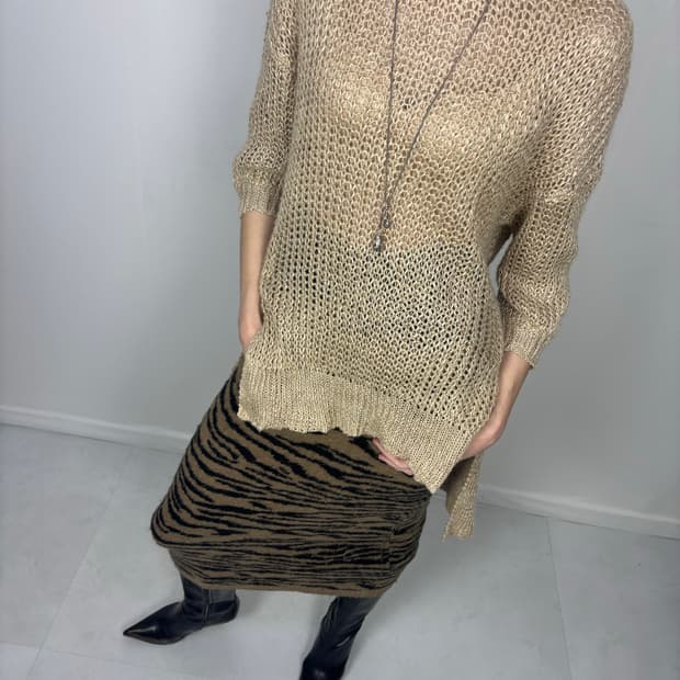 ASYMMETRIC LOOSE KNIT