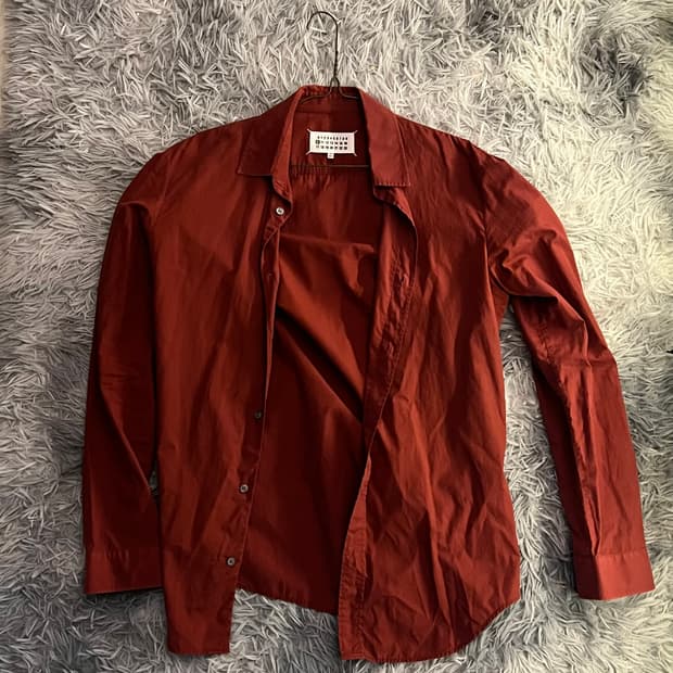 마르지엘라 버건디 셔츠