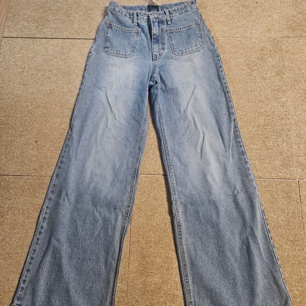 릴리헤이즈 와이드 워싱 데님 새상품 