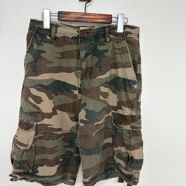 camo shorts