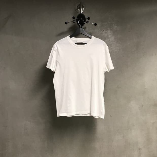 프라다 화이트 반팔 티셔츠 XL(W)