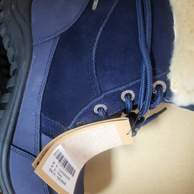 베어파우 엠마 H 8" 네이비 230 새상품