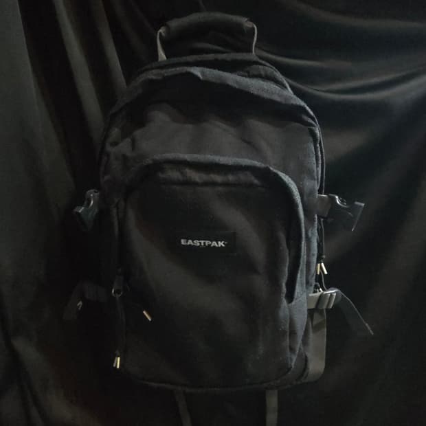 이스트팩 백팩