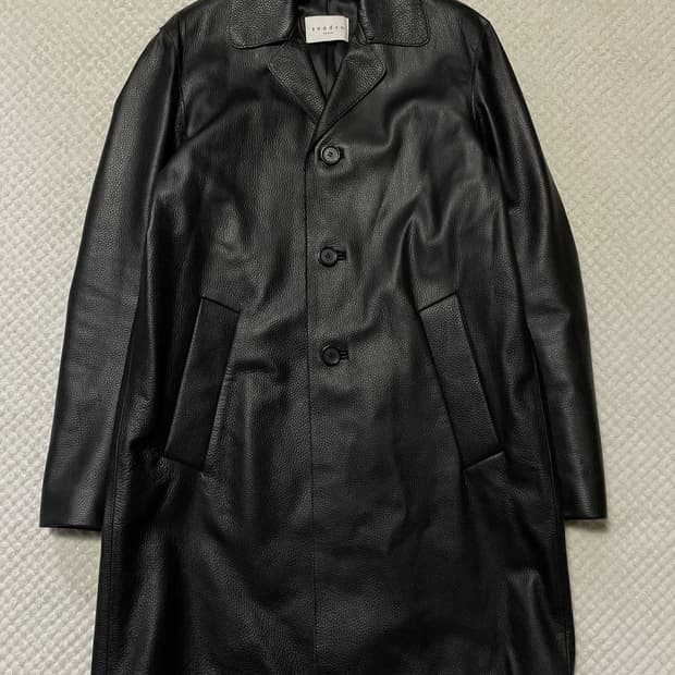 SANDRO 산드로 웨스턴 무드 송아지 가죽 3버튼 레더 카 코트