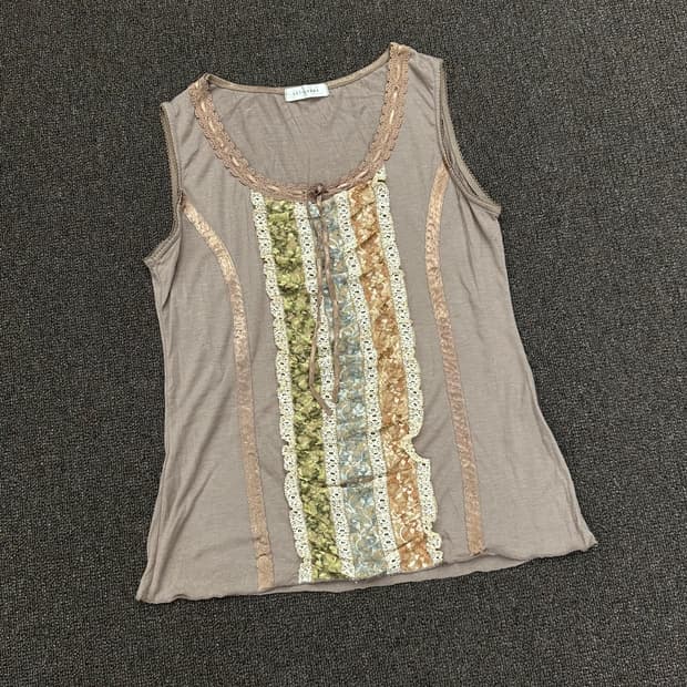 M)Japanese vintage 여성 레이스 디테일 브라운 나시