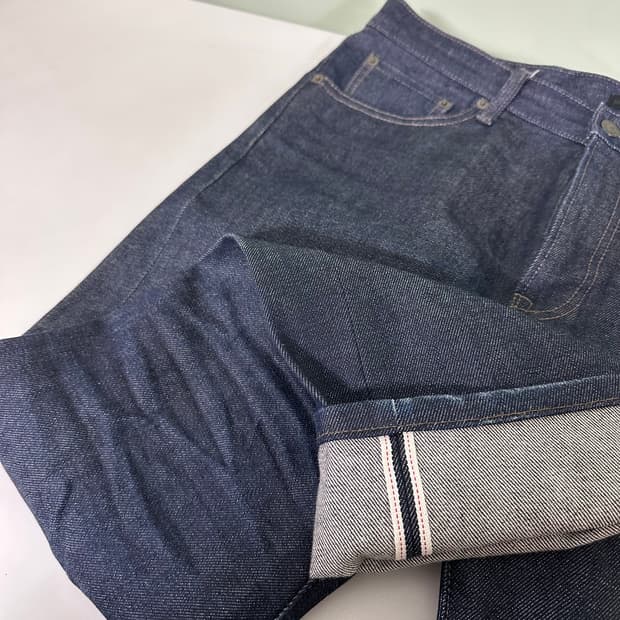 34 L 유니클로 슬림레귤러핏 생지 셀비지 데님팬츠