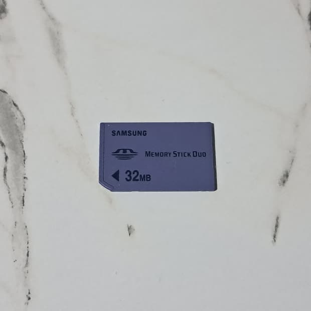 인식확인*삼성 메모리스틱 듀오 32mb 빈티지 카메라용