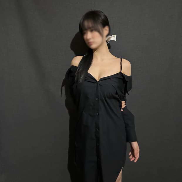 알렉산더왕 셔츠카라 오프숄더 원피스