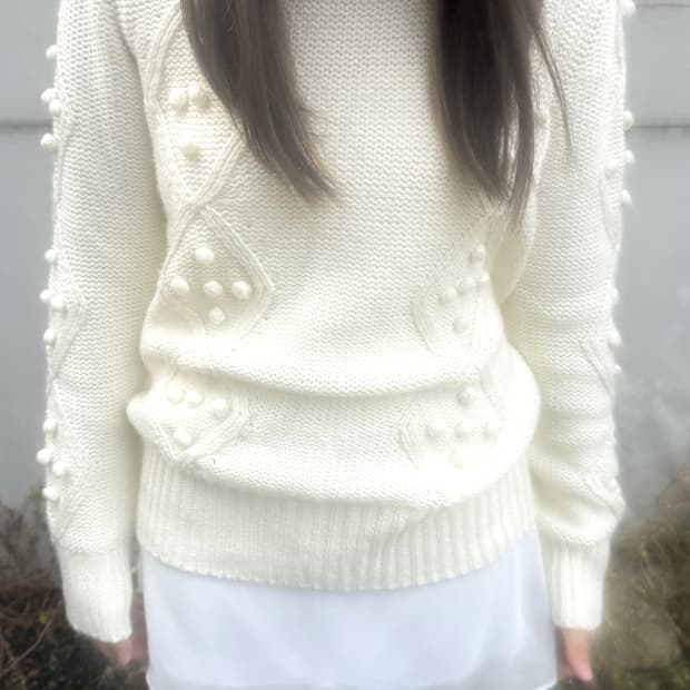 Pompom knit