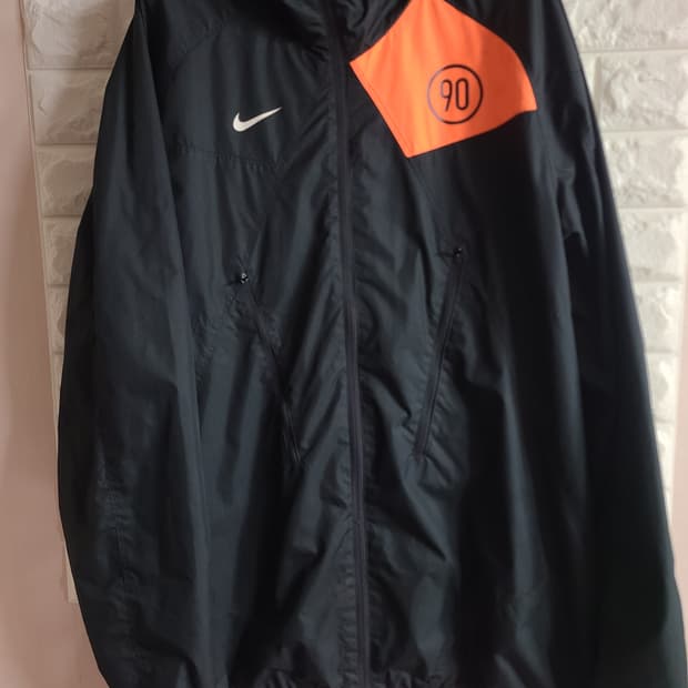 나이키 토탈90 바람막이 XXL