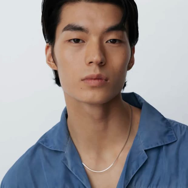 Diagonal Snake Chain Necklace