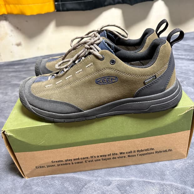 킨 카키색 슈즈