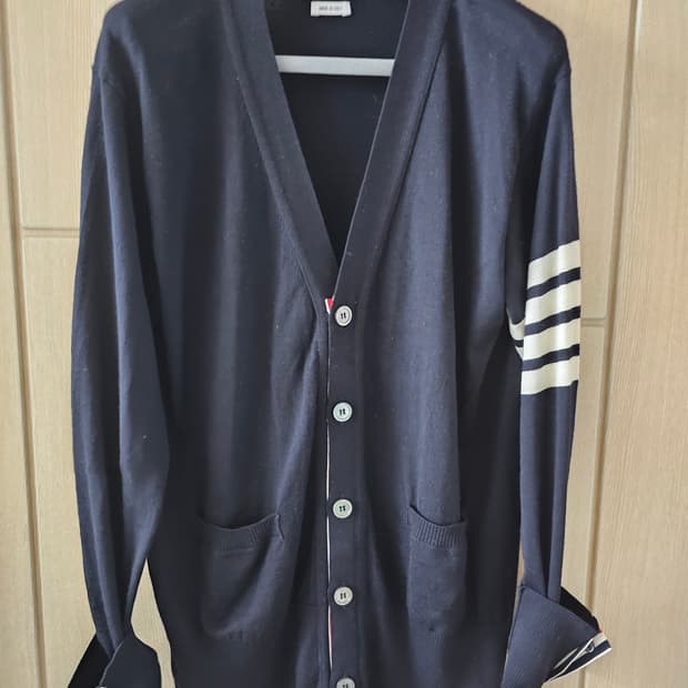 톰브라운 24fw 사선 버진울 가디건(3/100/정품)