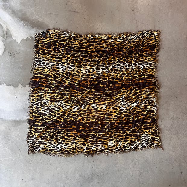 와코마리아 레오파드 실크 캐시미어 스카프