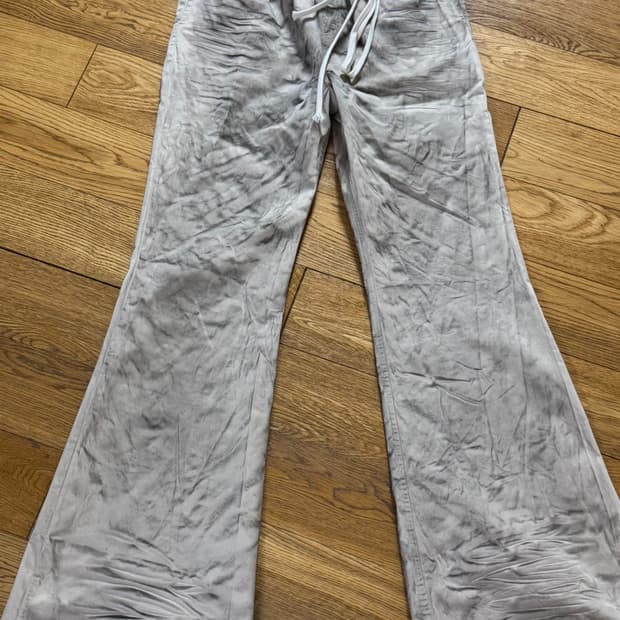 언더마이카 플레어드 스모키 베이지 이지 팬츠 바지 2사이즈