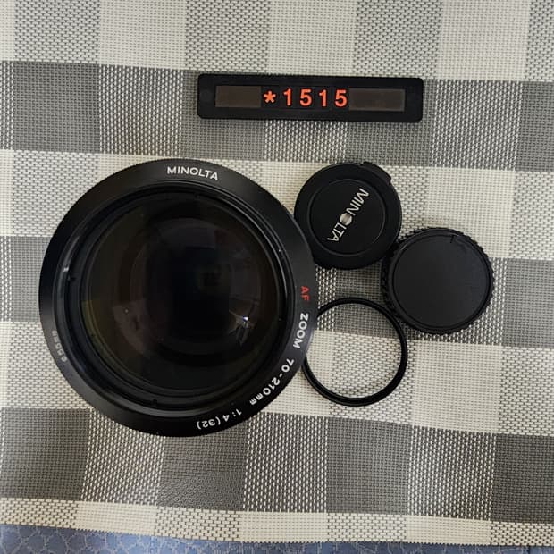 미놀타 AF 마운트 70-210mm 줌렌즈